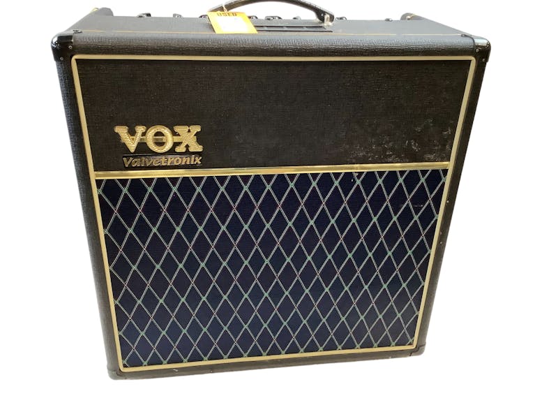 Used Vox AD60VT Solid State Guitar Amps