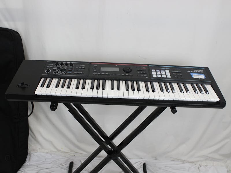 Used Roland JUNO-DS 61 KEY W BAG Synthesizers 61-Key
