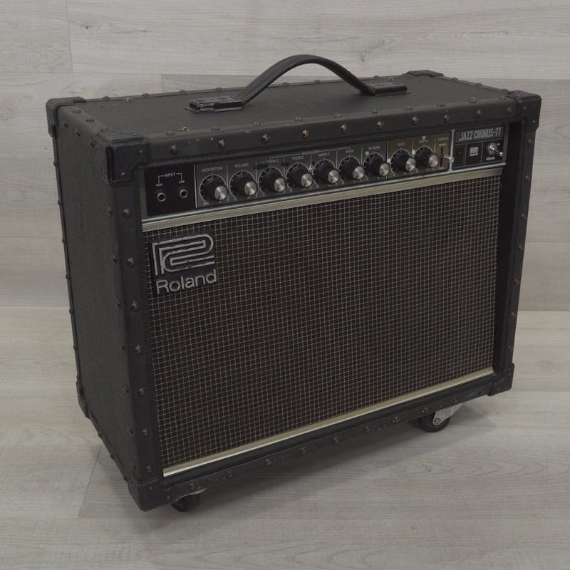 Used Roland JC-77 Solid State Guitar Amp