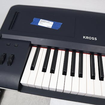 Used Korg KOSS 88 Synthesizers 88-key Synthesizers