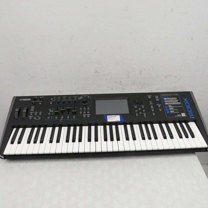 Used Yamaha MODX6 WITH POWER Synthesizers 61-Key Synthesizers