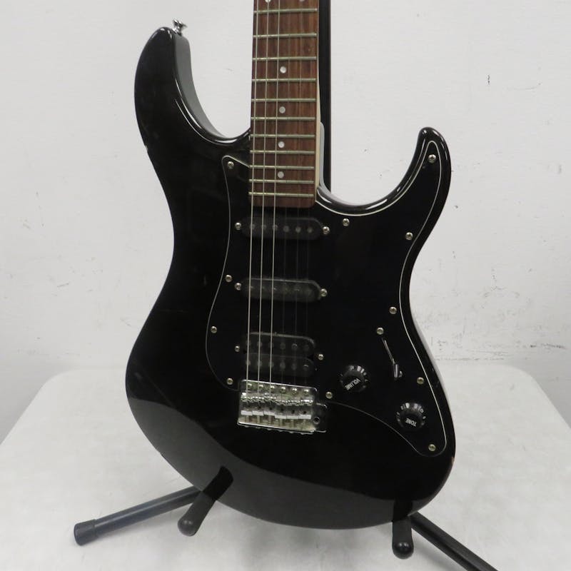 Used Yamaha EG-112C2 Black Electric Guitar