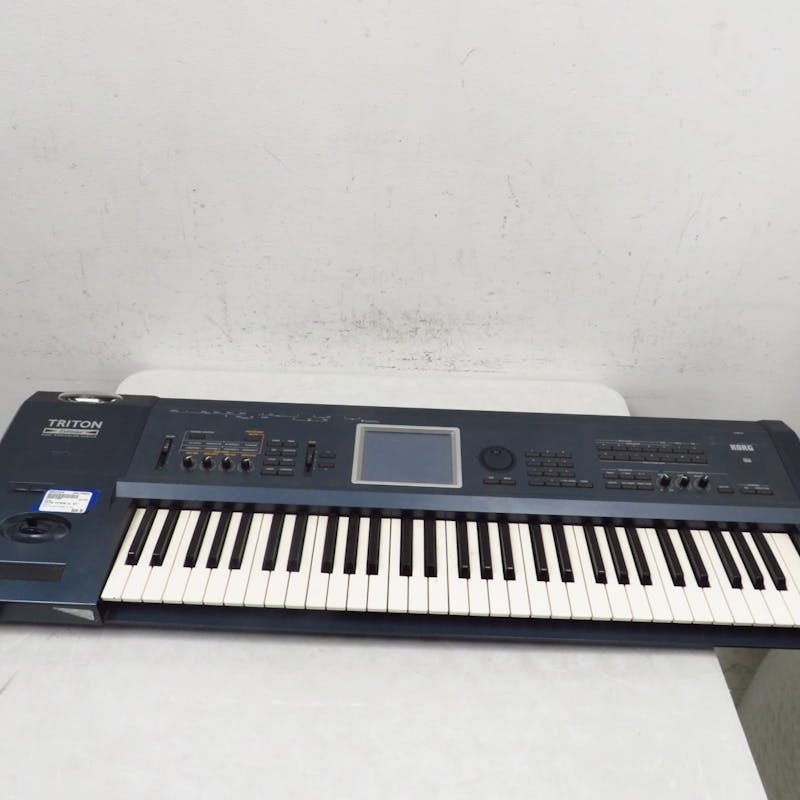 Used Korg Triton Extreme 61 Key Synthesizer Keyboard