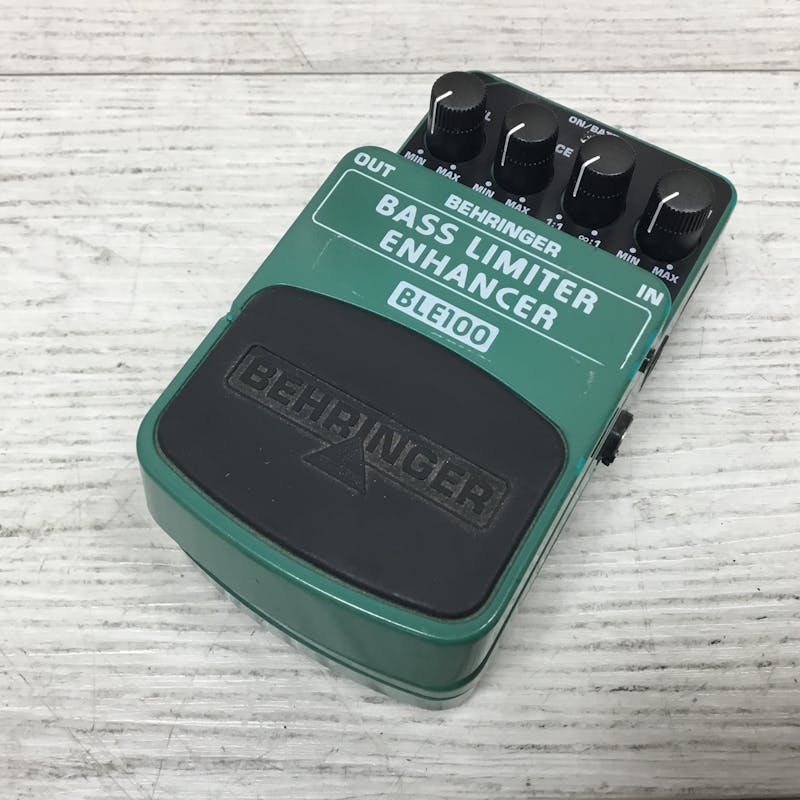 Used Behringer BLE400 Bass Limiter Enhancer Guitar Effect