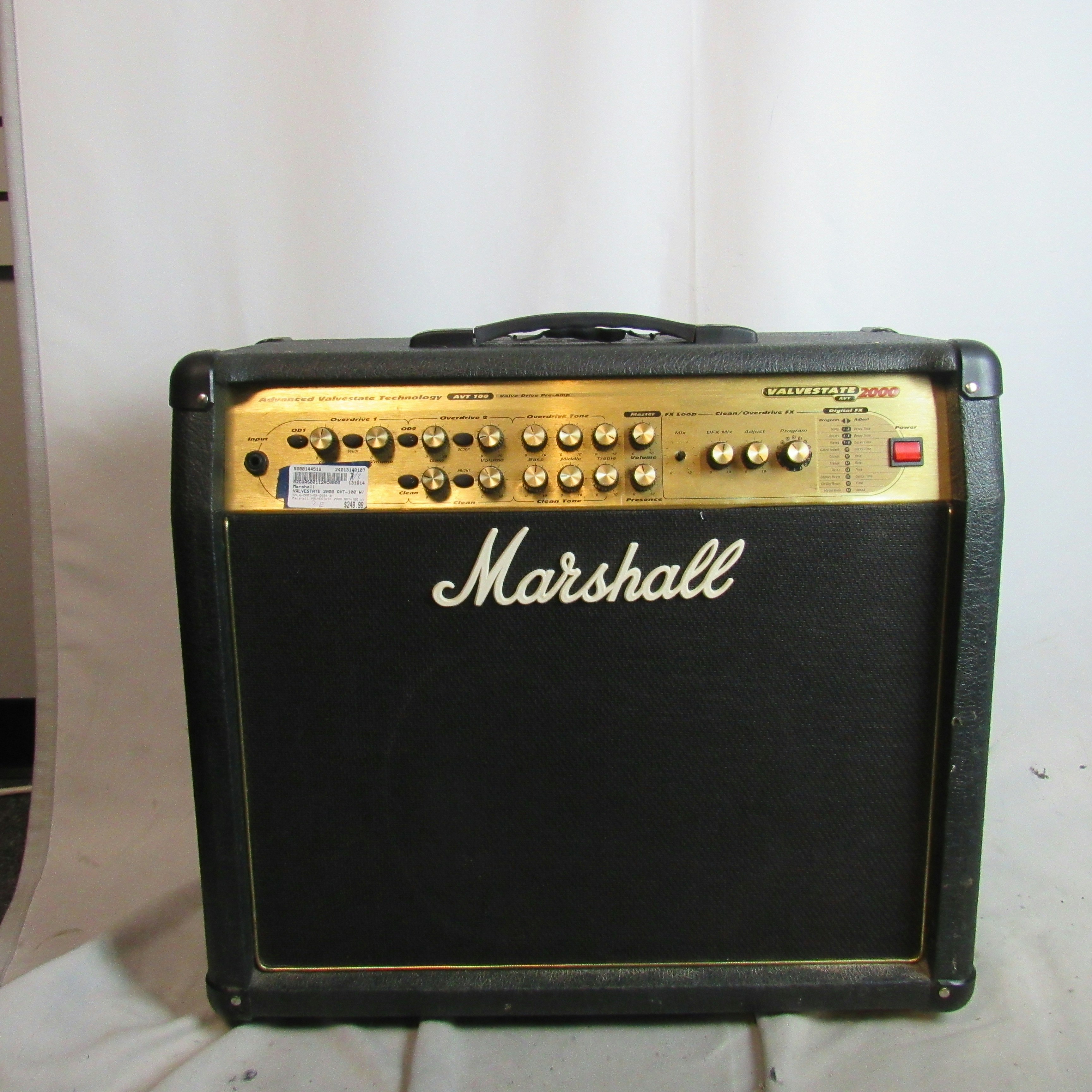 Used Marshall VALVESTATE 2000 AVT-100 W/ FSW Solid State Guitar Amps
