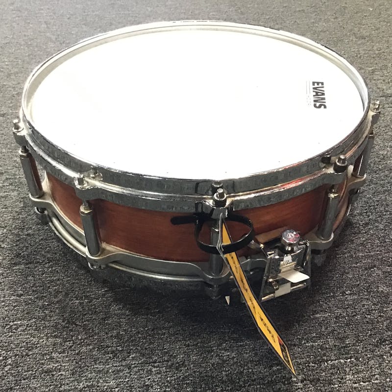 Used Pearl FREE FLOATING MAPLE SNARE Snare Drums 14 Snare Drums
