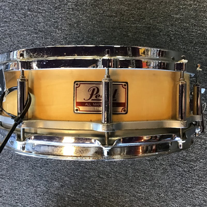 Used Pearl FREE FLOATING MAPLE SNARE Snare Drums 14 Snare Drums
