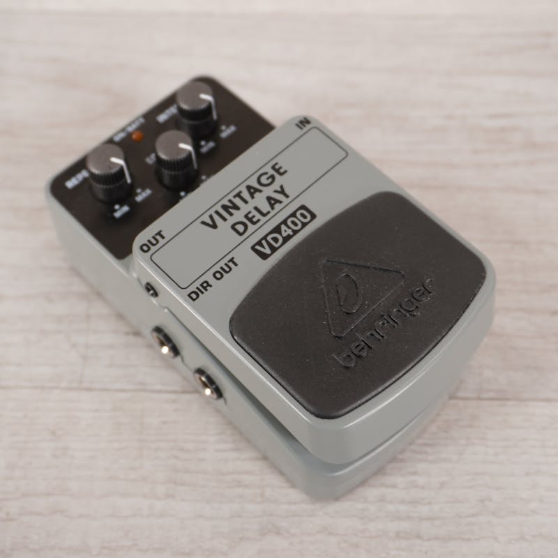 Used Behringer VD400 Vintage Delay Pedal