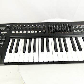 Used Roland A-500PRO MIDI KEYBOARD Controllers 49-Key Controllers