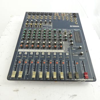 Used Yamaha MG124CX MIXER W/PWR Mixers