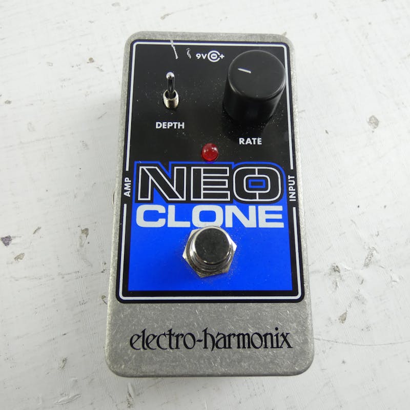 Used Electro Harmonix (E/H) NEO CLONE CHORUS Guitar Effects