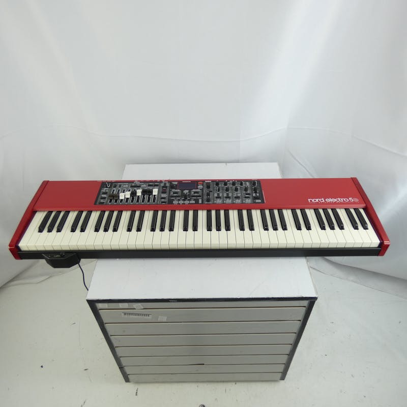 Used Nord ELECTRO 5D SW73 Synthesizers 76-key