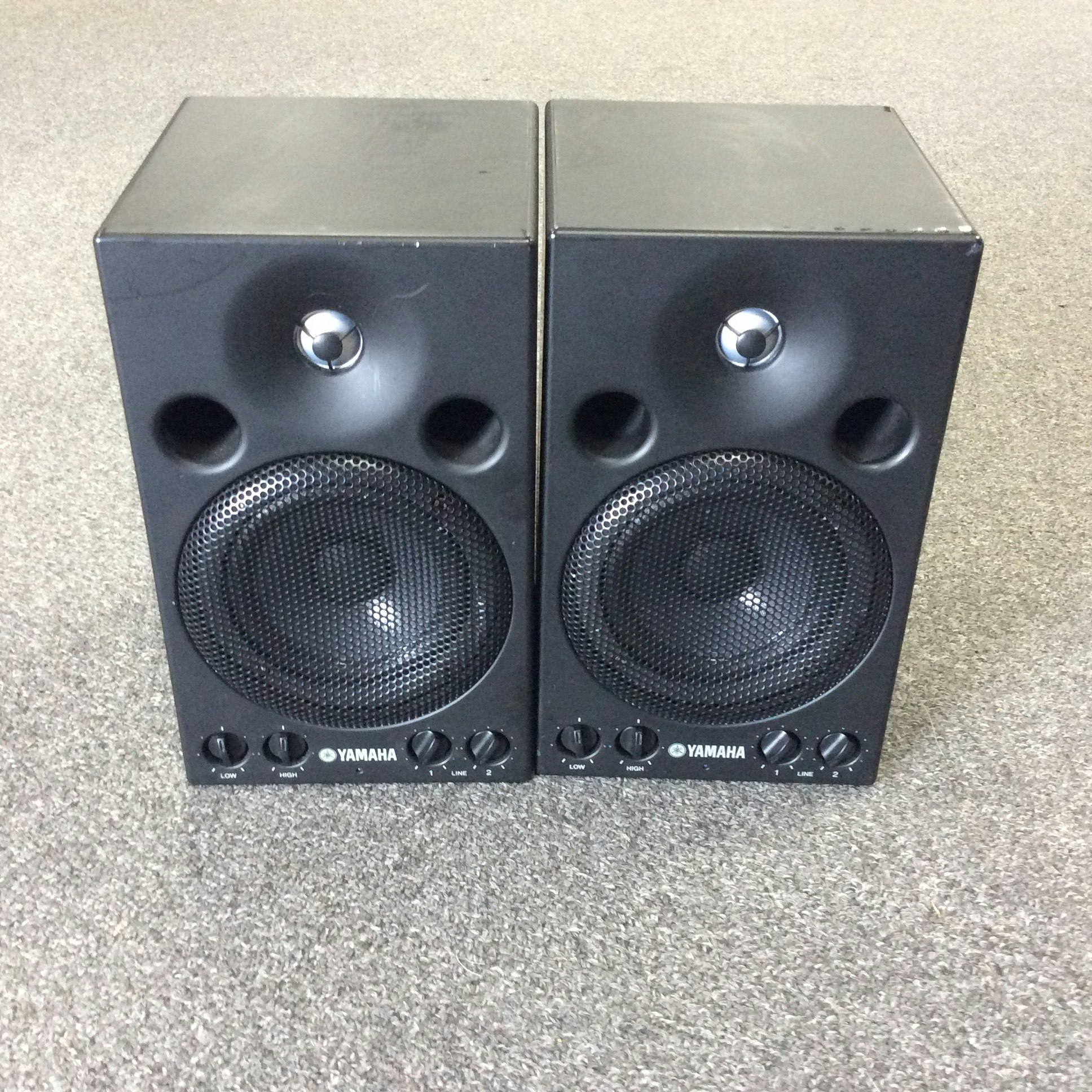 Used YAMAHA MSP3 - PAIR Speaker Cabinets