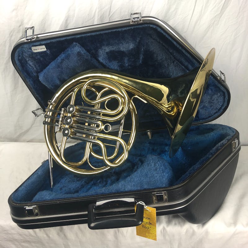 Used Yamaha YHR-313 French Horns French Horns