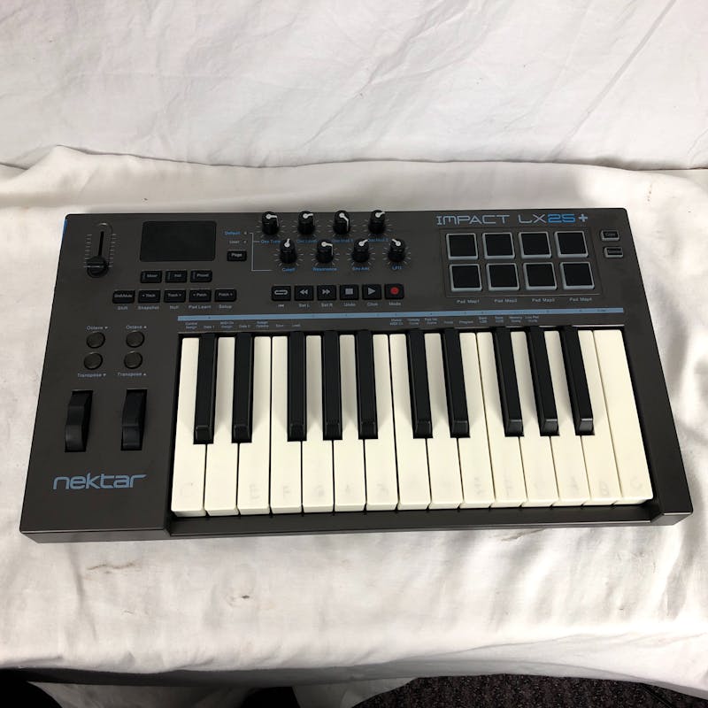 Used Nektar IMPACT LX25+ Controllers 25-Key Controllers