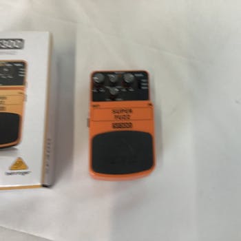 Used Behringer SF300 SUPER FUZZ Guitar Effects Distortion