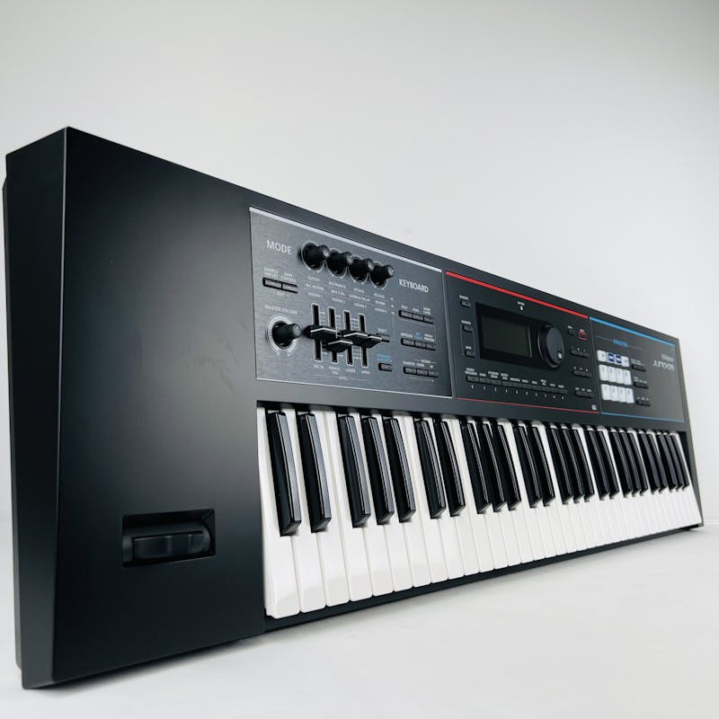 New JUNO-DS61 61-key Synthesizer Synthesizers