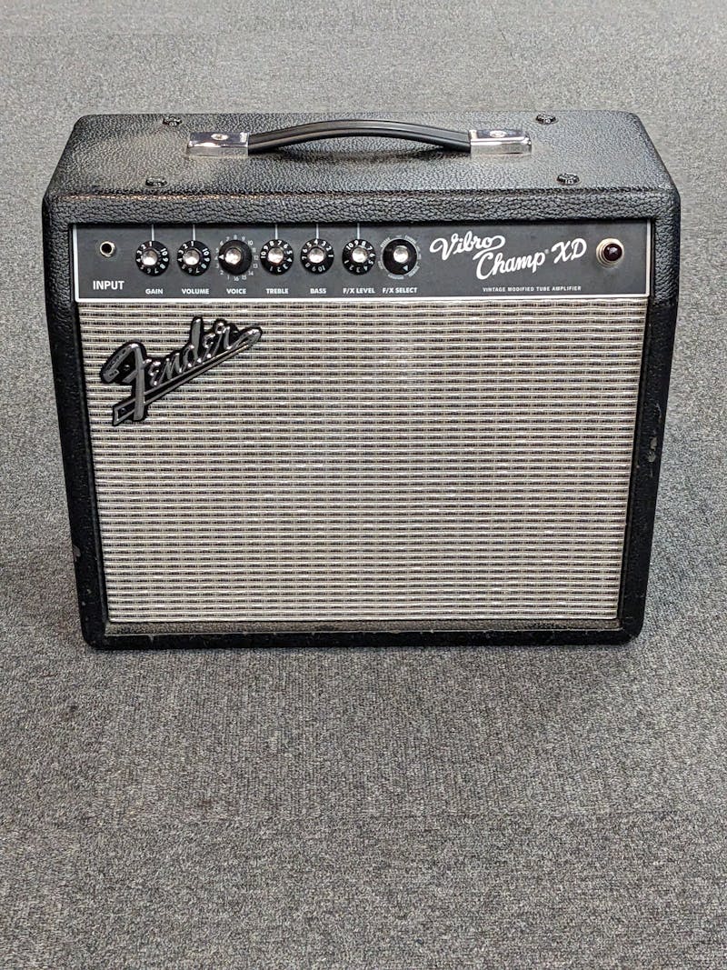 Used Fender VIBRO CHAMP XD Tube Guitar Amps Tube Guitar Amps