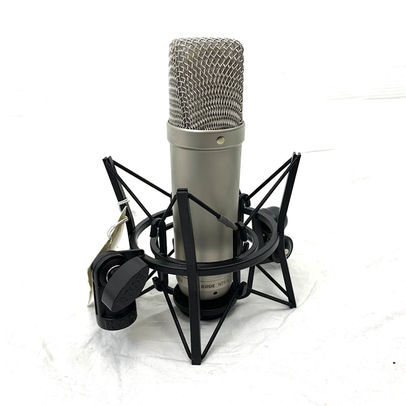 Used Rode NT1-A W/ALL Microphones Microphones