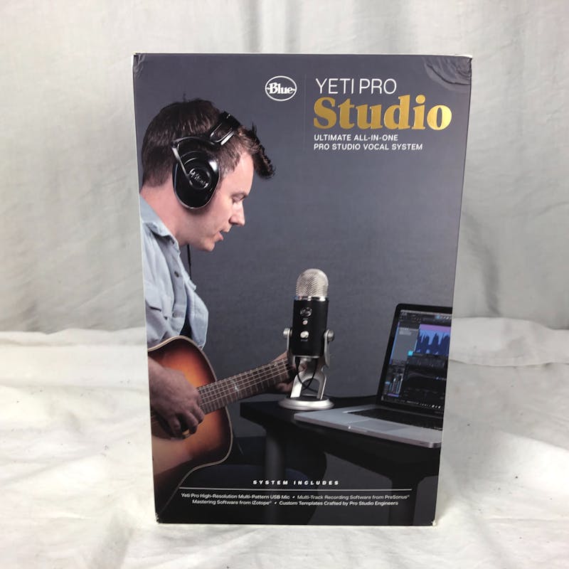 New Blue Yeti Pro Studio Pack