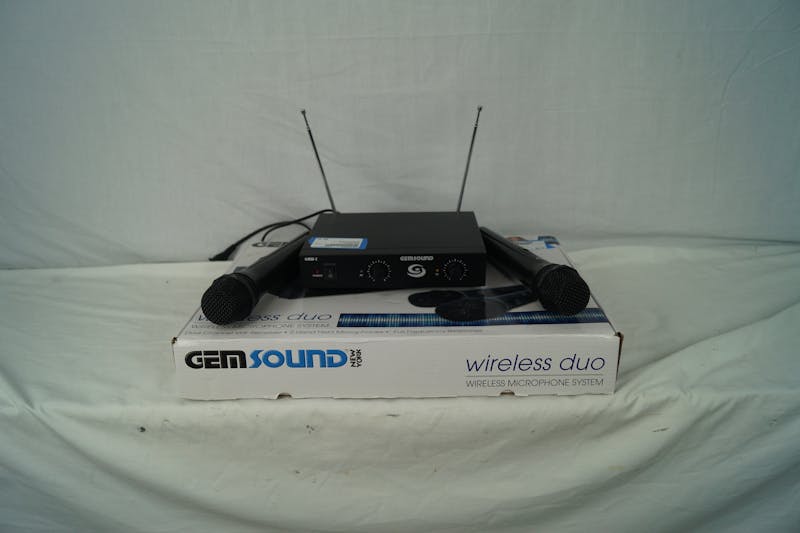 Used Gem Sound WIRELESS DUO Microphones Microphones