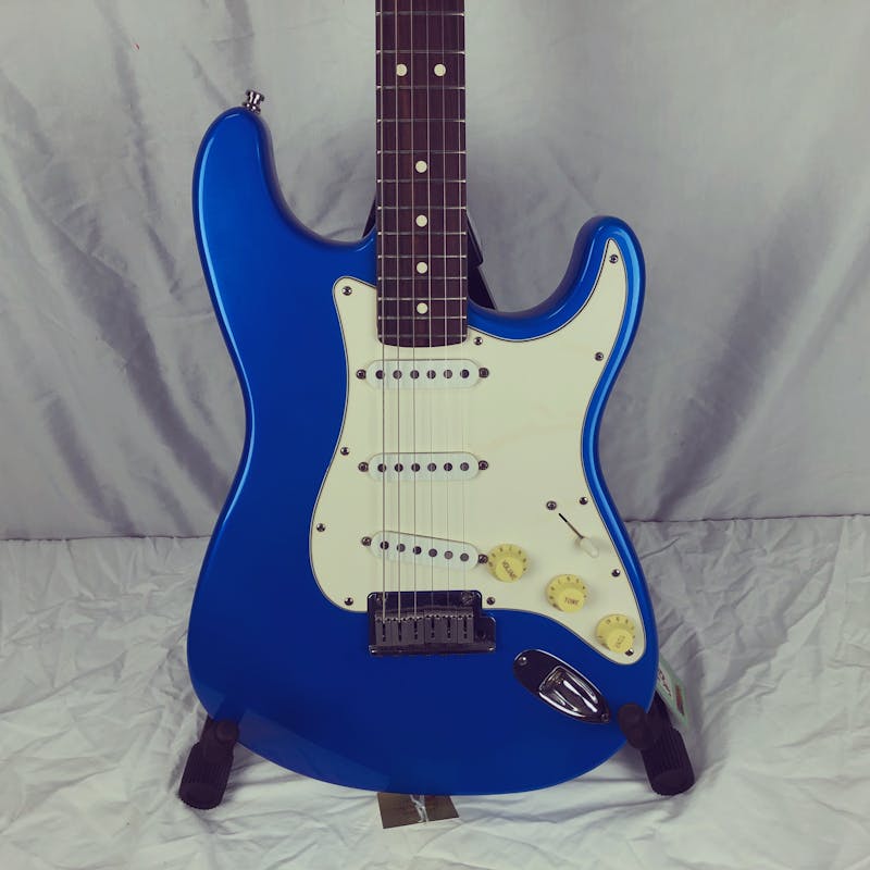 Used Fender 1995 USA STANDARD STRATOCASTER Electric Guitars Blue 